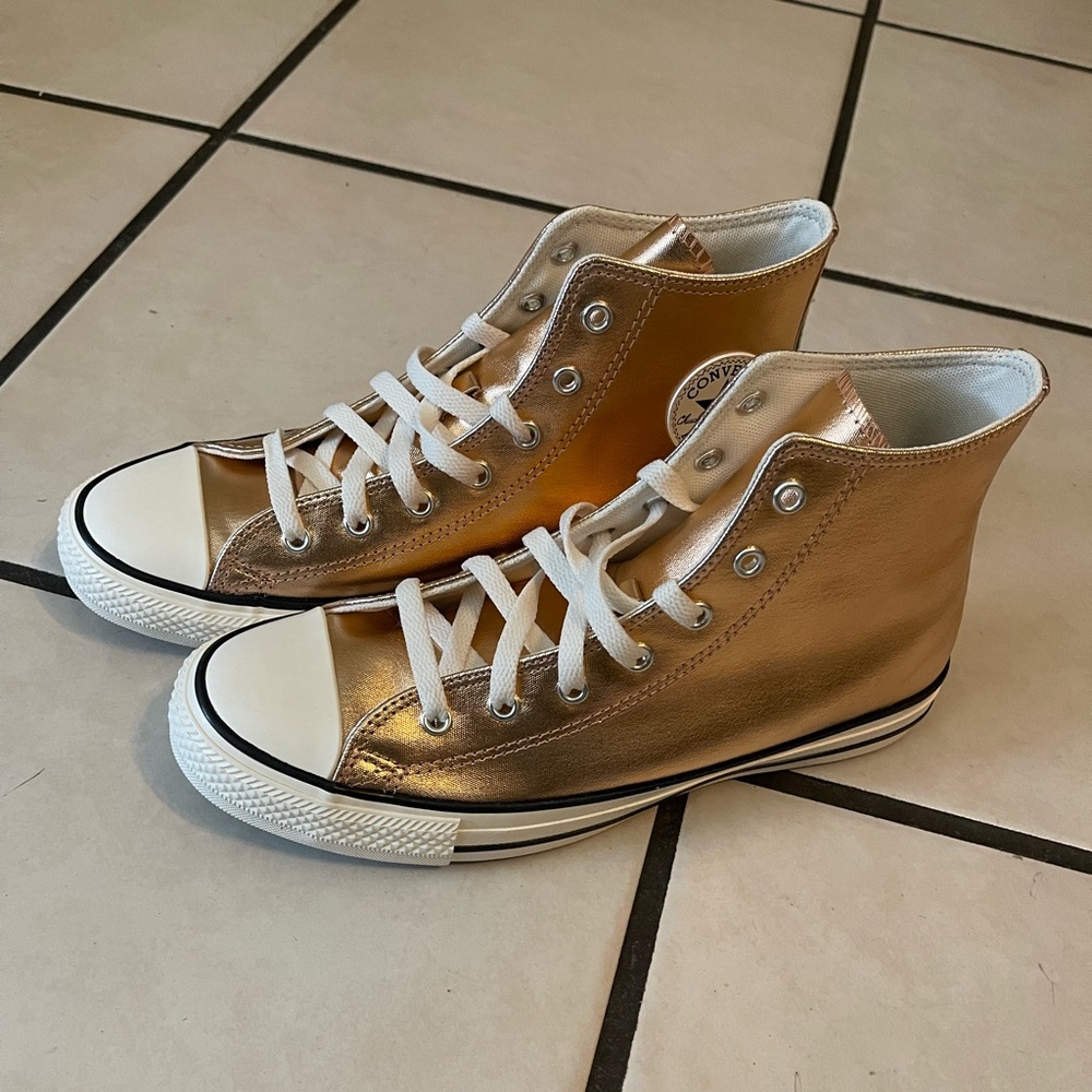 Converse CTAS Hi Sneakers - Gold, Black